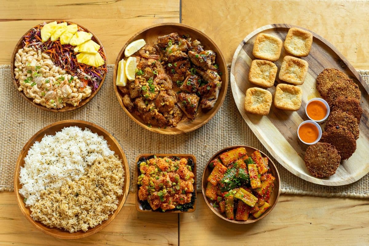 Hawaiian Feast Ohana Meal