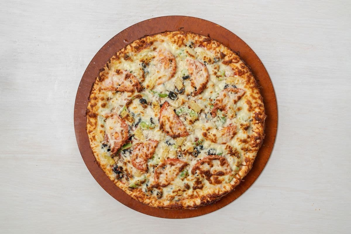 14" Large Villages Veggie Pizza