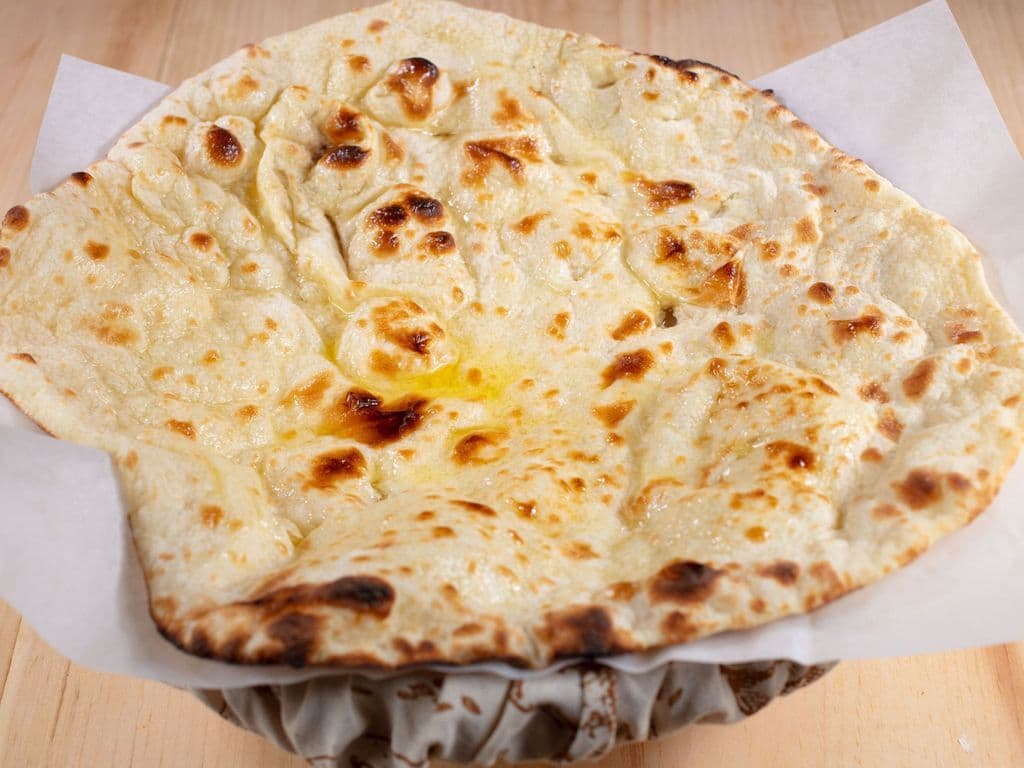BUTTER NAAN.