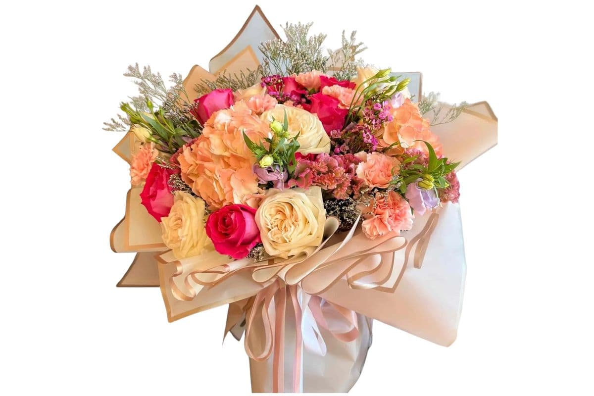 GRANDIOSE - Seasonal Mix Flower Bouquet – Designer’s Choice – Flowers last 10 days