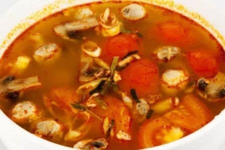 24.Seafood Tom Yum Noodle Soup