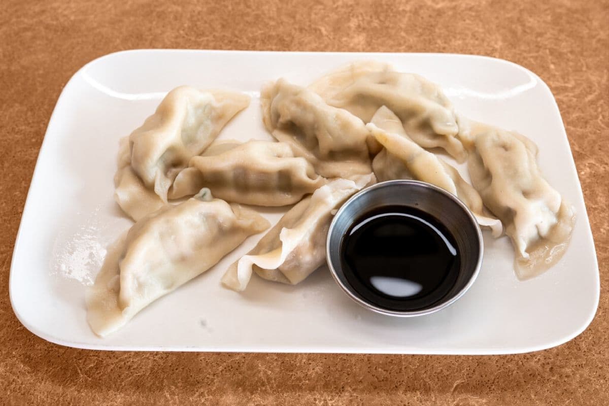 Boiled Dumplings - Beef, Carrot, and Onion (16 pcs) - 牛肉胡萝卜洋葱水饺 16个