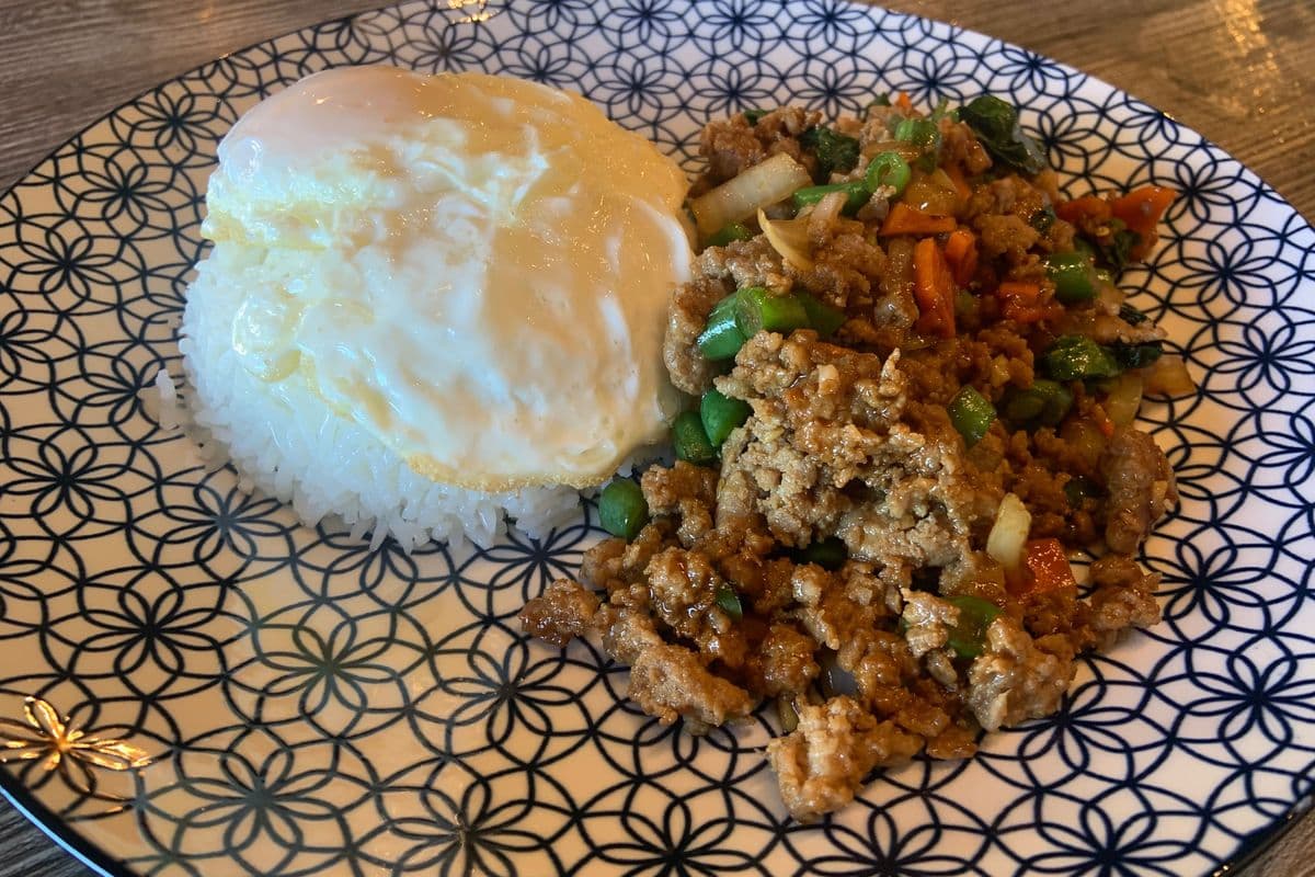 D4. Basil Stir Fry
