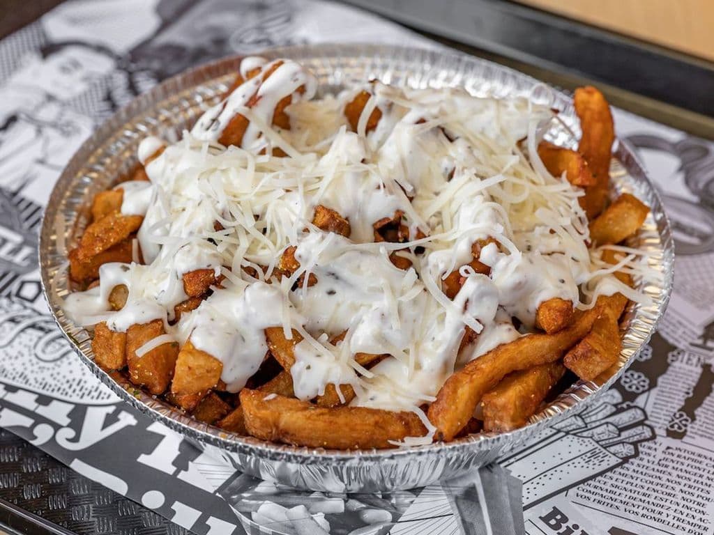 GARLIC PARMESAN FRIES*