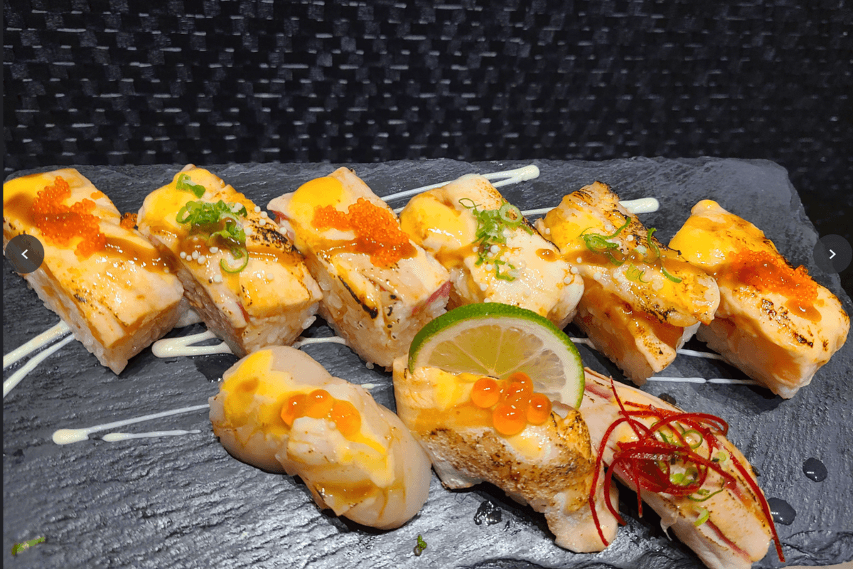 P1. Torched Sushi (10 Pcs) - 灸烧寿司