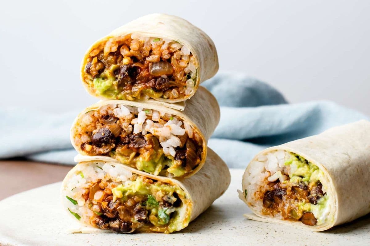 Regular Vegetarian Burrito ֍Ṿ