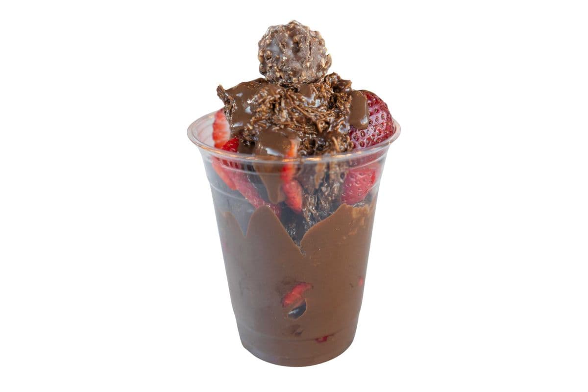 Chocolate Strawberry Cup