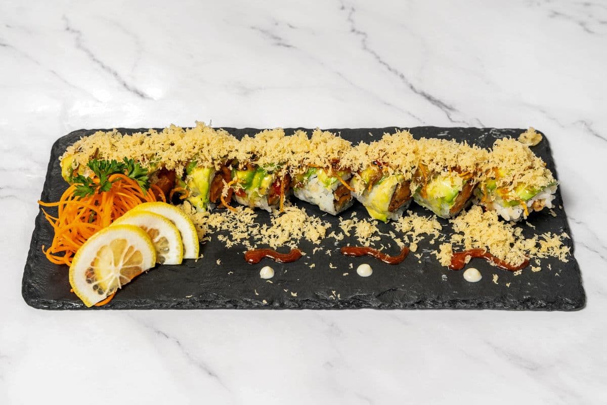 Sweet Mango Roll (8 pcs)
