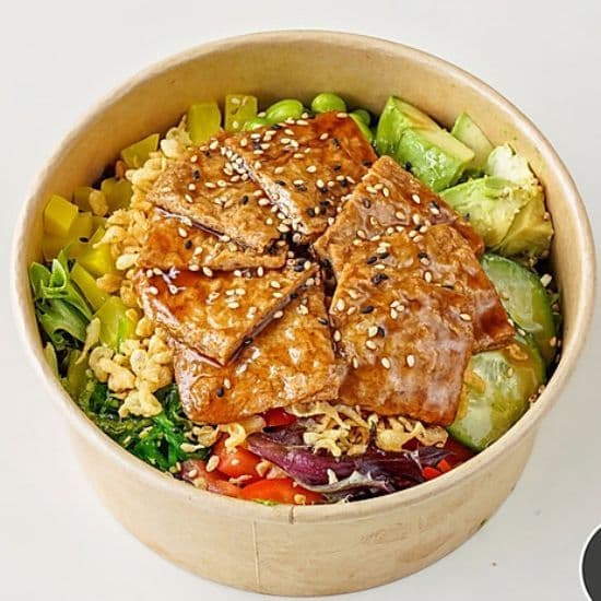 Poké végétarien au tofu marine