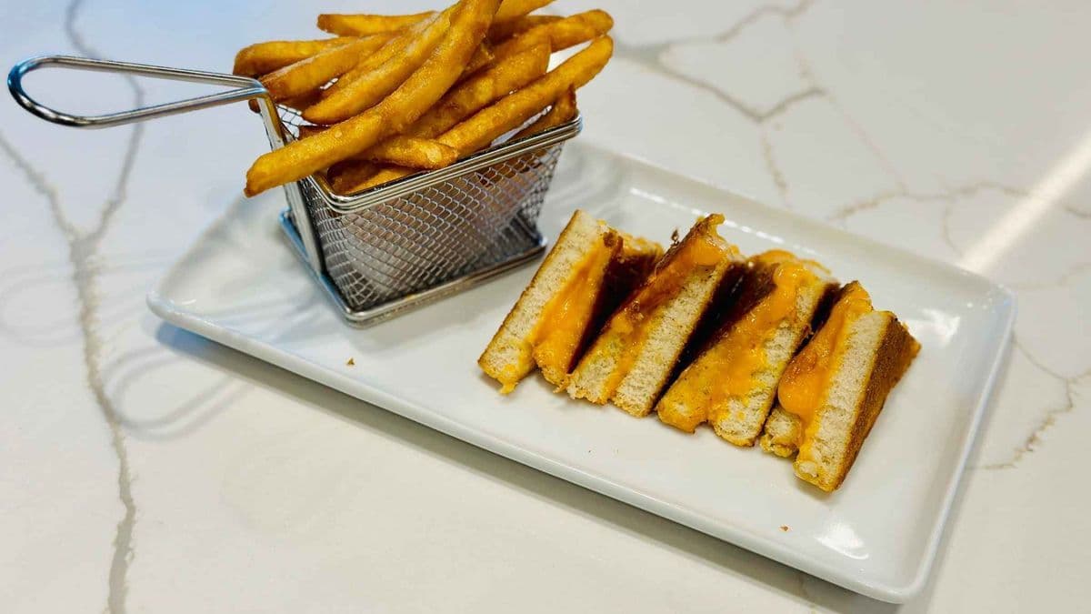 Kids Grilled Cheese Sandwich