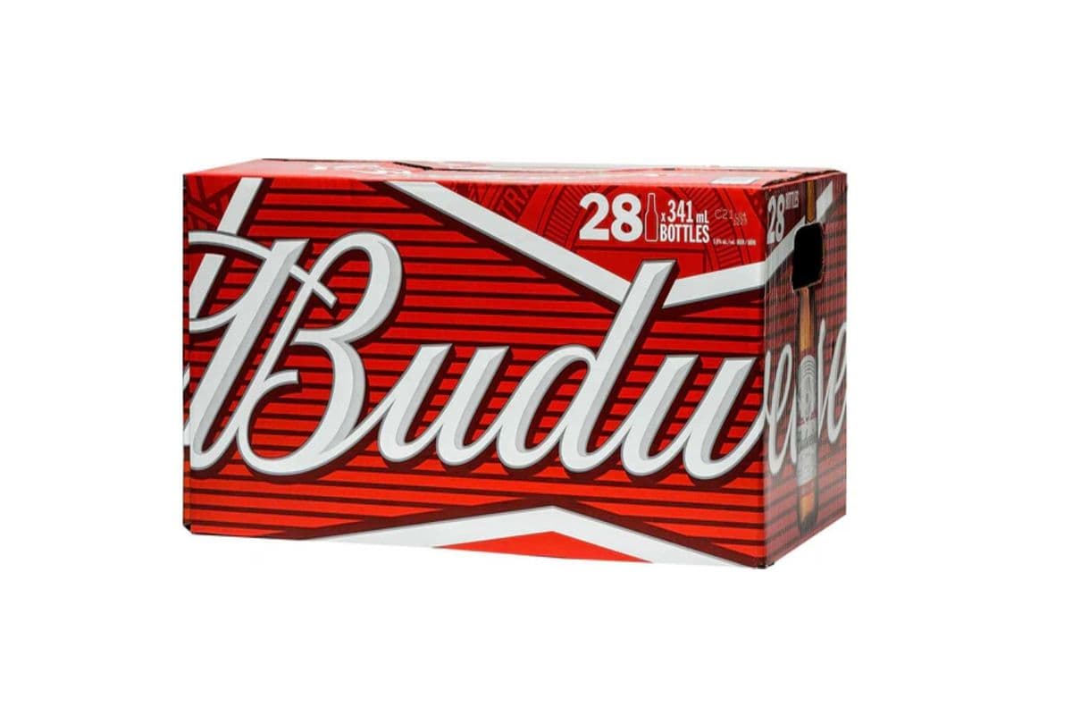 Budweiser 28 Pack Bottles (28 x 341 ml Bottles)