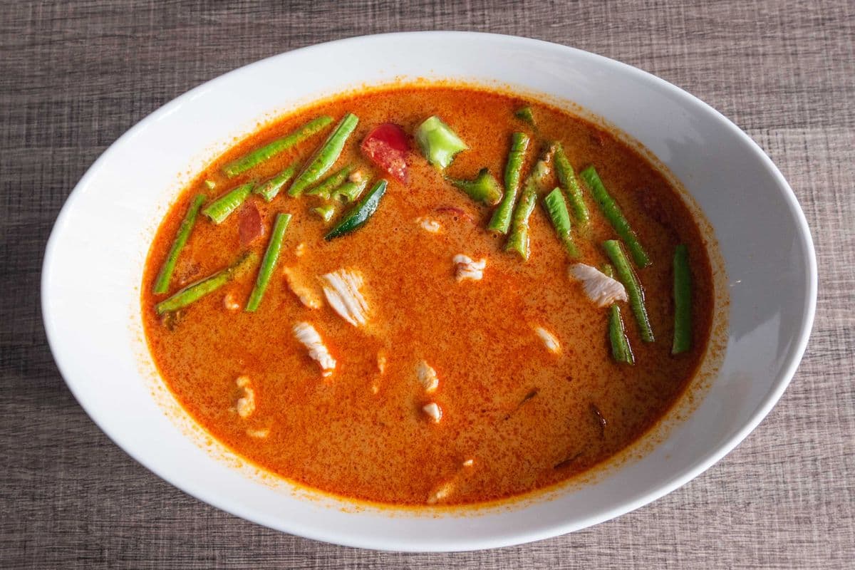 CR2. Panang Curry