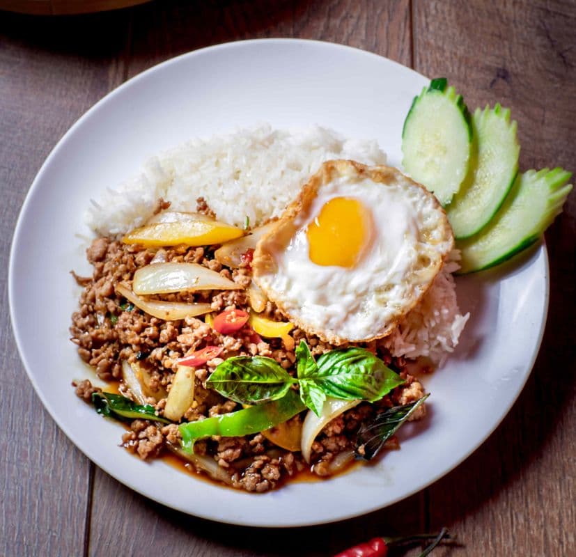 Thai Basil Stir-fried / Sauté Au Basilic Thaï