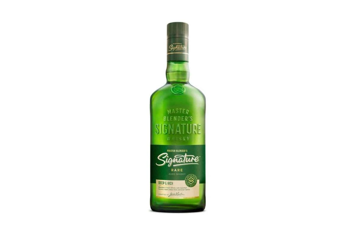 Signature Rare whiskey (1 x 750ml)
