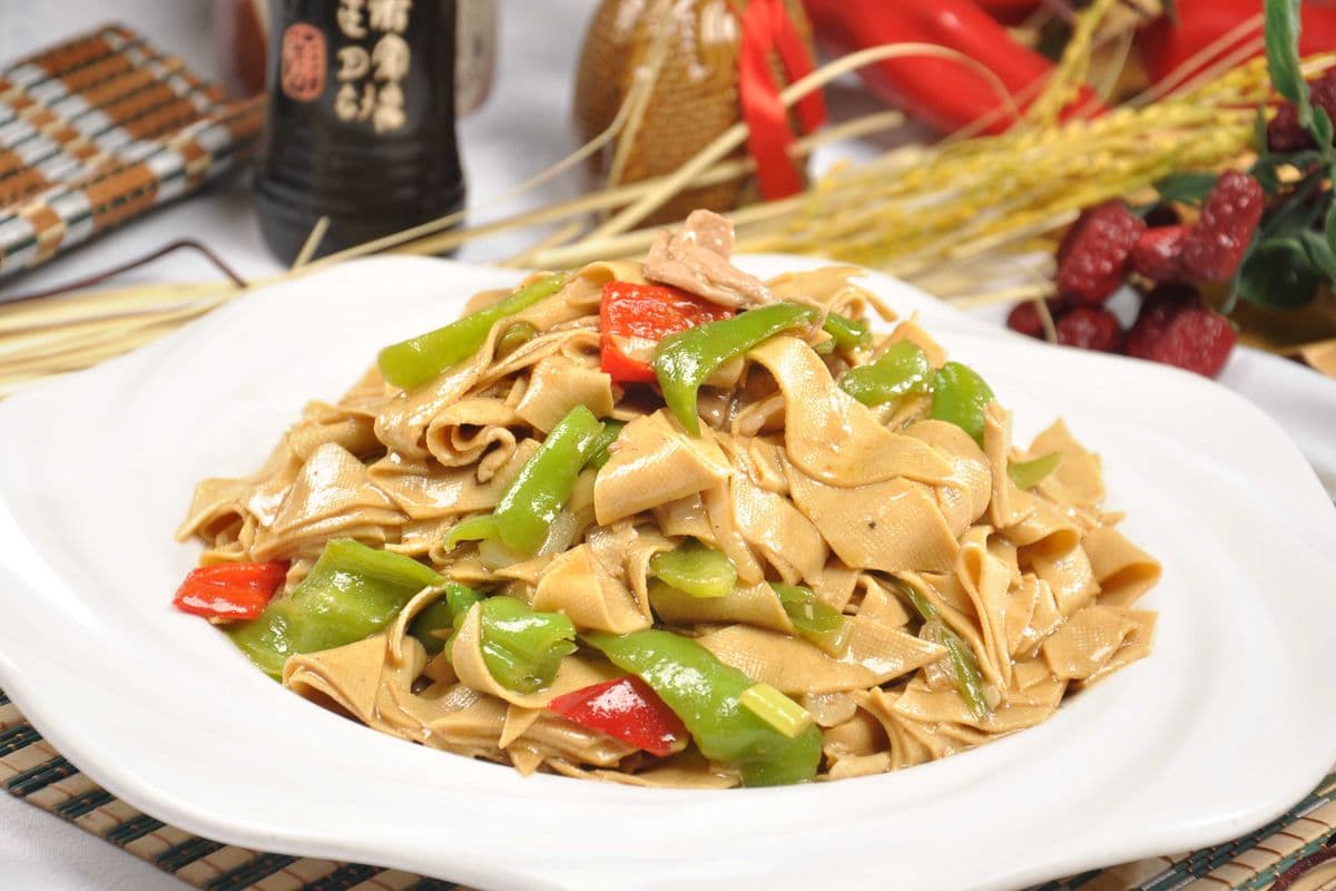 A8.尖椒干豆腐 Sauteed Dried Tofu With Hot Peppers