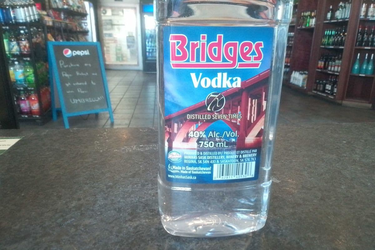 Bridges Vodka 750ml (1 x 750ml)