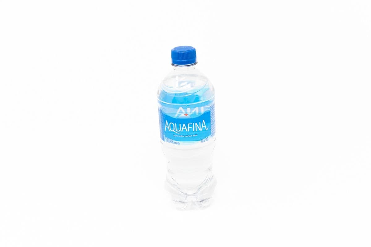 Aquafina Water (591 ml)