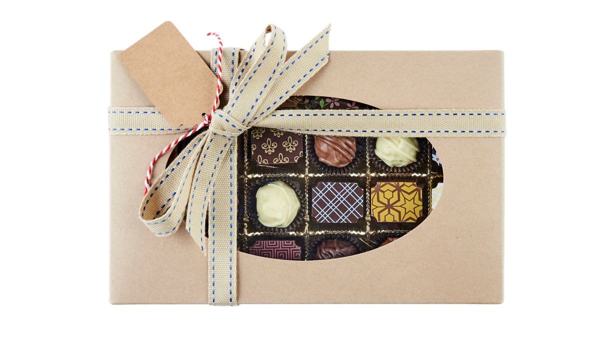 Assorted Truffle Box (12 pcs)