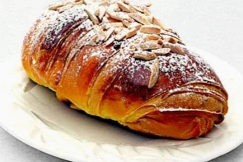 Croissant Almond