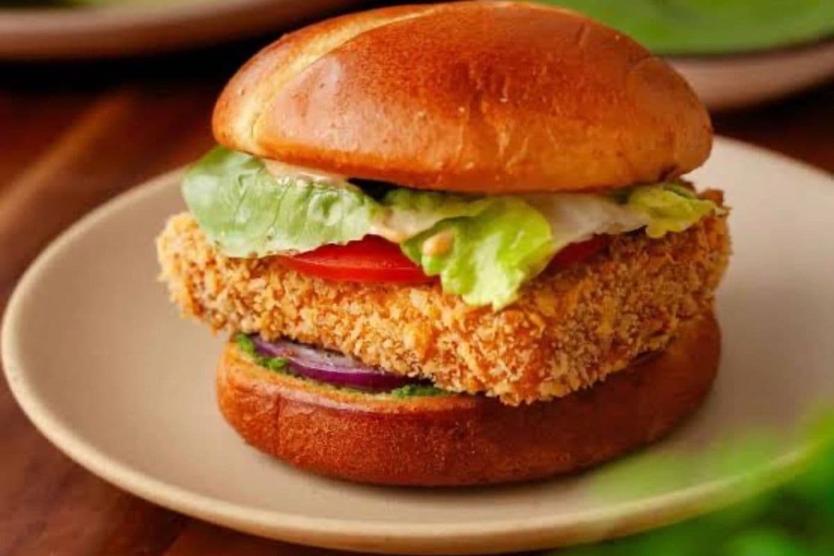 Paneer tikki burger