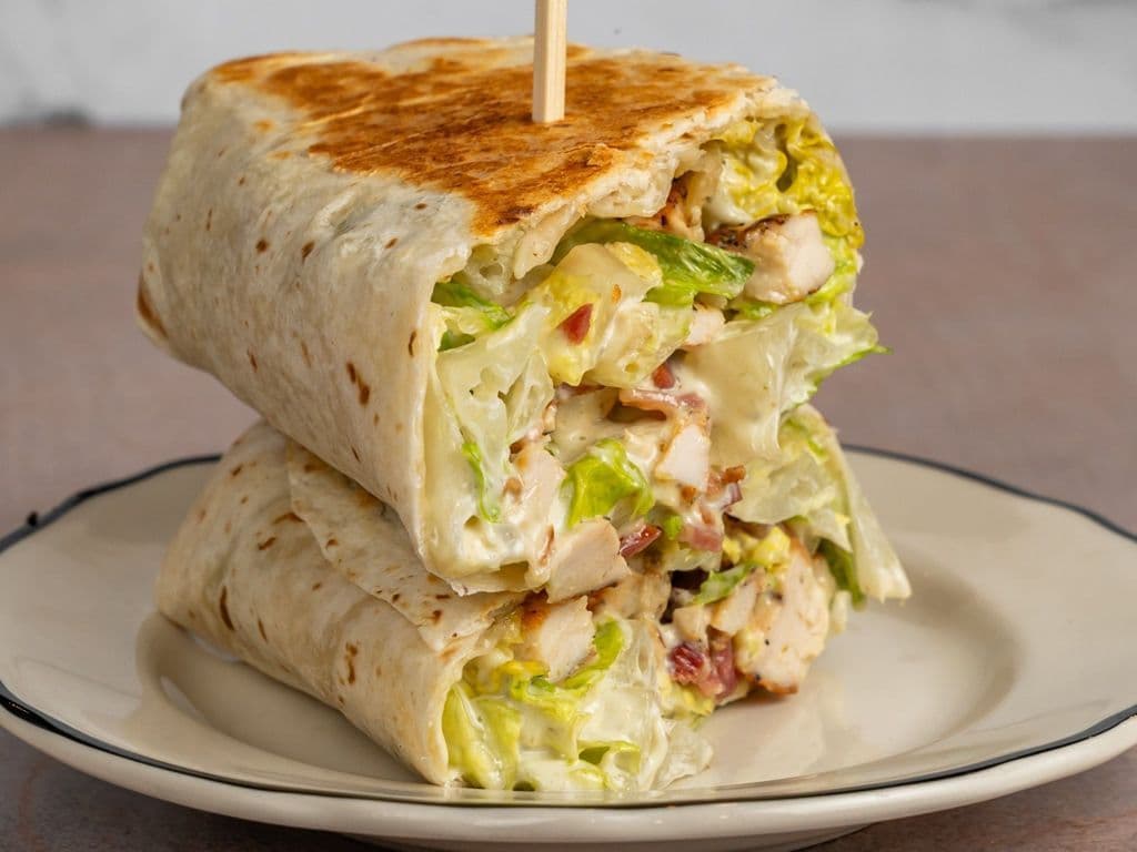 WRAP CESAR AU POULET/ CHICKEN CAESAR WRAP