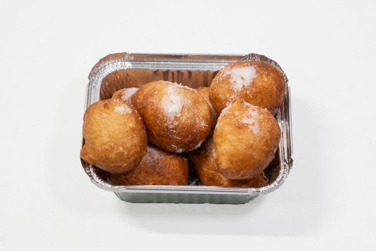 Beignes peuffés (10 mcx) / Popped donuts (10 pcs)