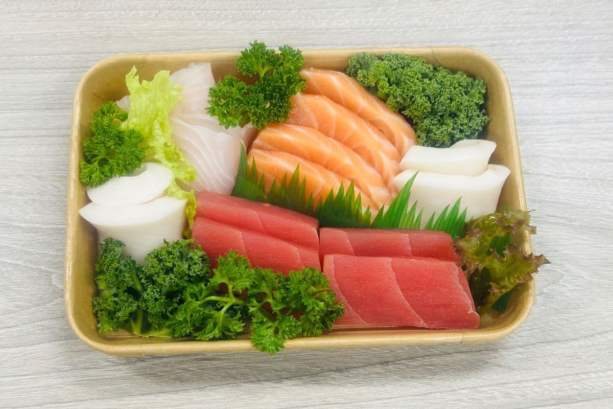 Sashimi A (16 pcs)