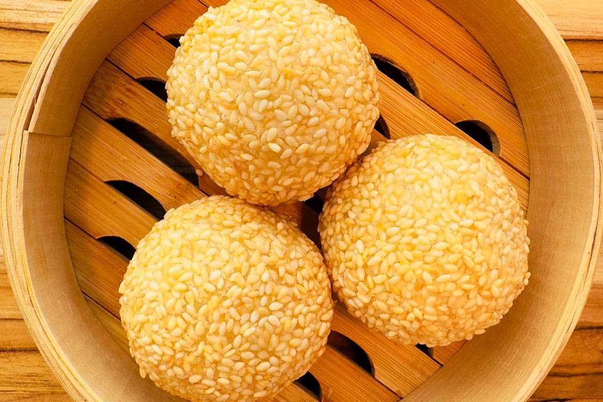 Sesame Balls with red mungo beans (3pcs)