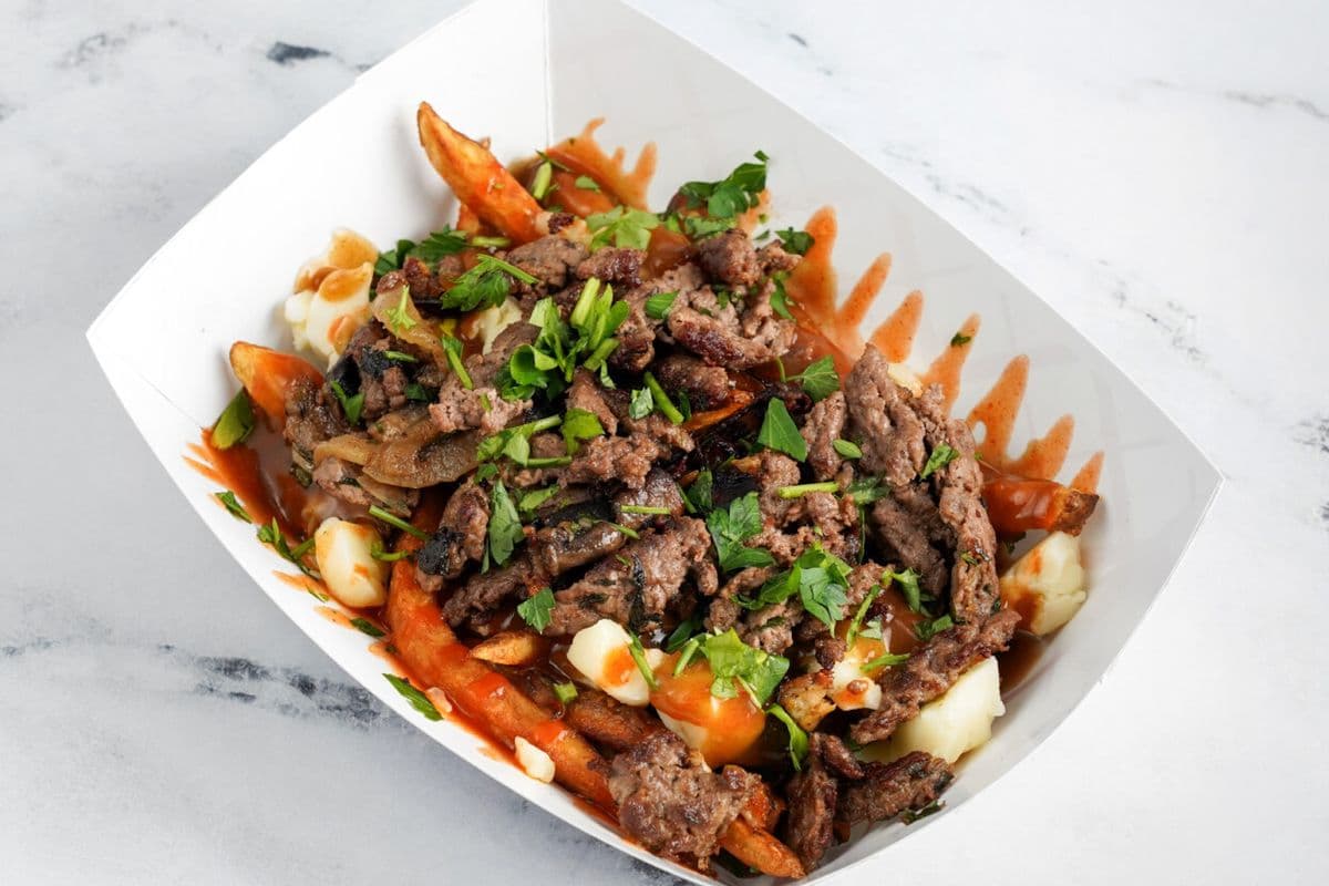 Poutine au Boeuf grande (8'')