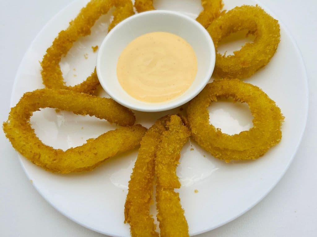 81 OIGNONS FRITS / FRIED ONIONS (6mcx/6pcs)