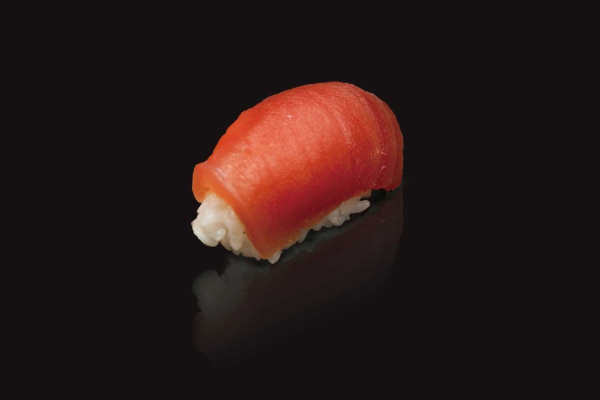 Nigiris thon (Deux morceaux) / Tuna Nigiris (Two pieces)