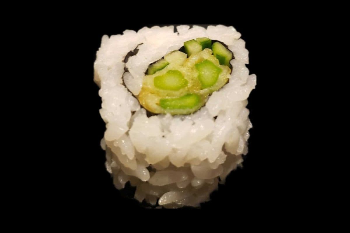 Asparagus Roll (8 pcs)