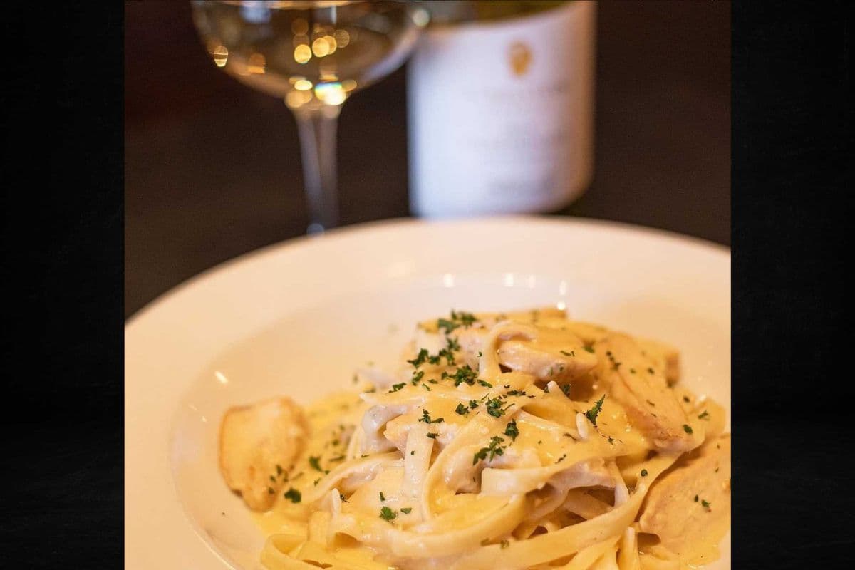 Fettuccine Alfredo