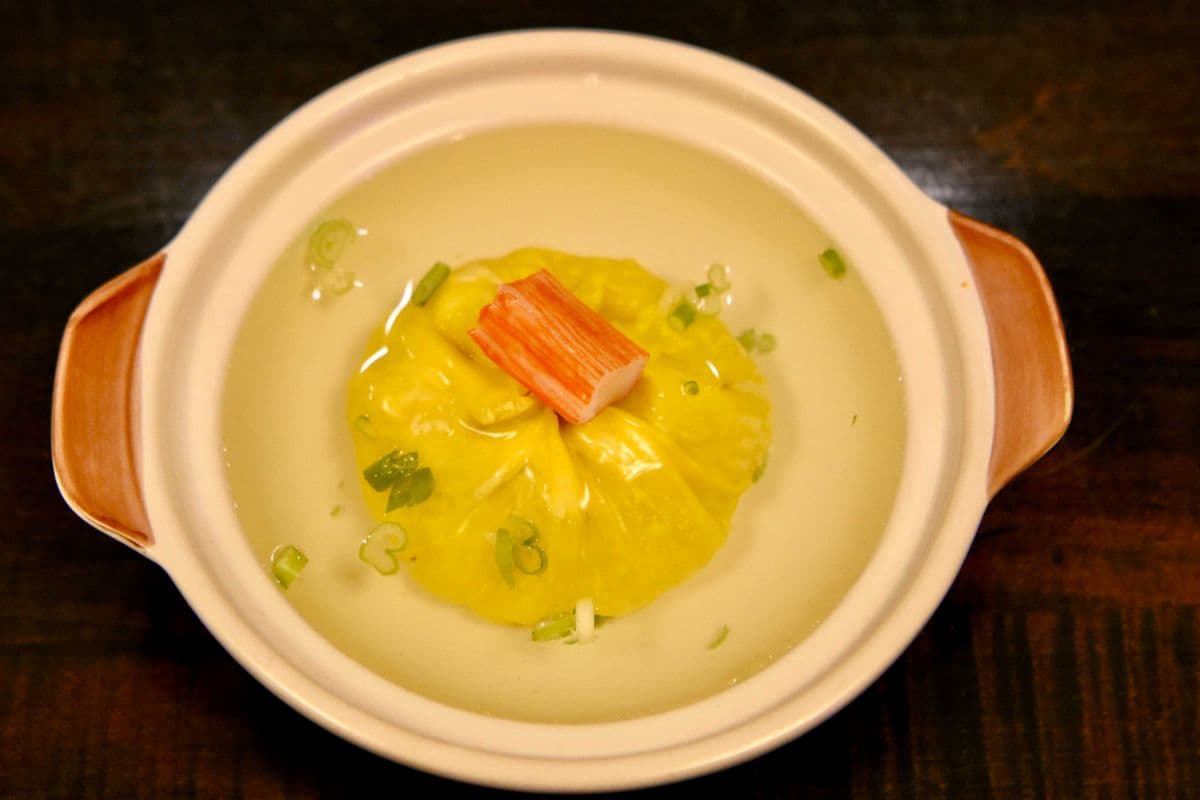 201. Seafood Mushroom Dumpling in Soup (灌湯飽)/ 1 pc