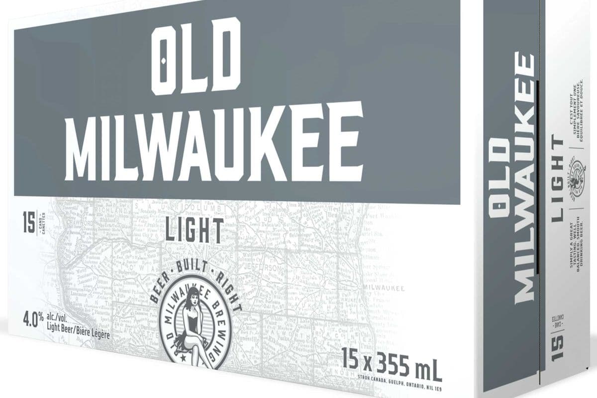 Old Milwaukee Light (15 x 355 ml Cans)