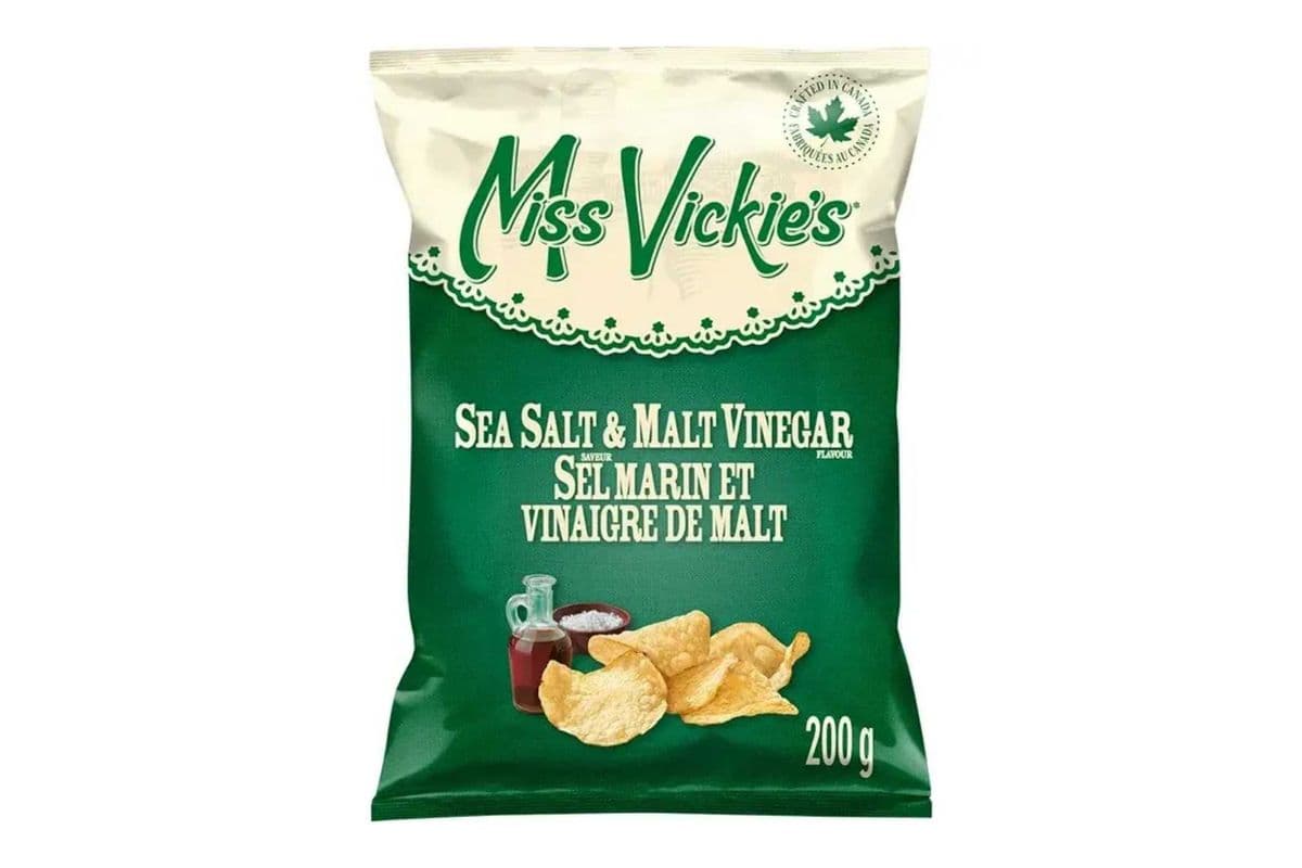 Miss Vickie's Sea Salt & Malt Vinegar Potato Chips (200 g)
