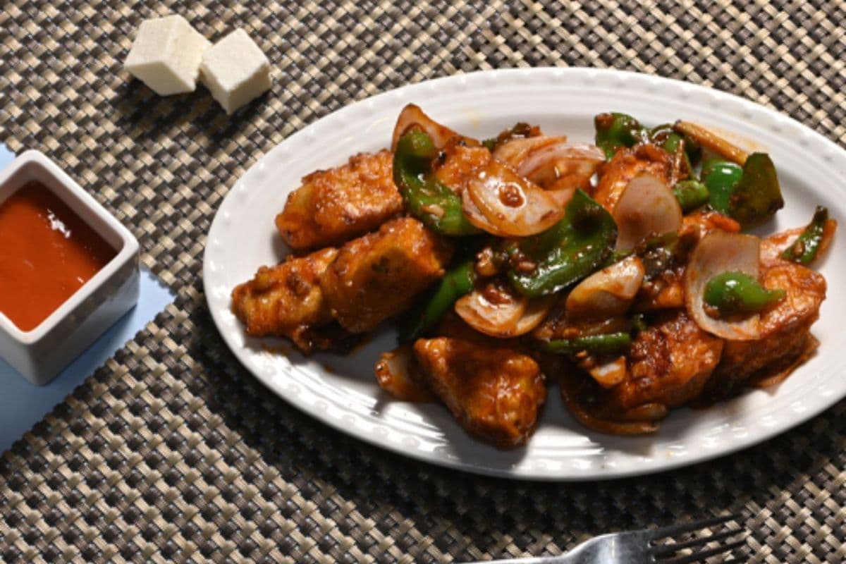 SCHEZWAN PANEER CHILLY
