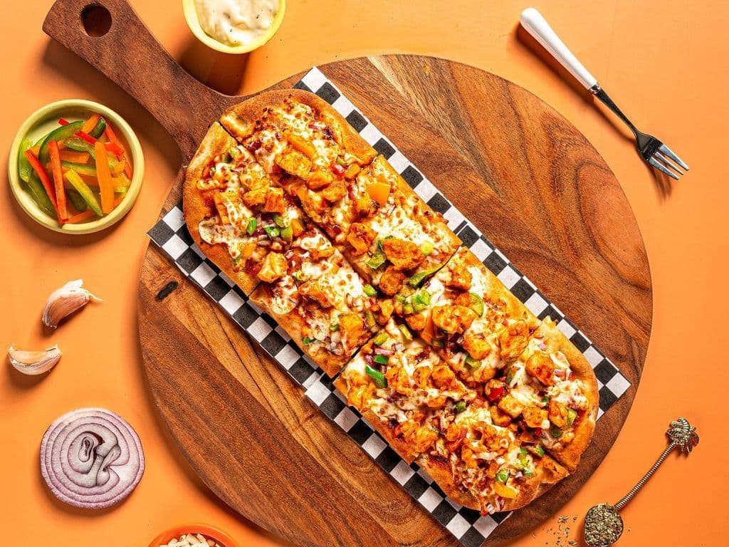 Chilli Garlic Paneer Flatbread