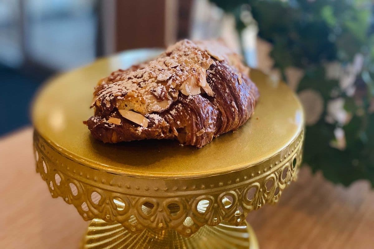 Croissant aux amandes