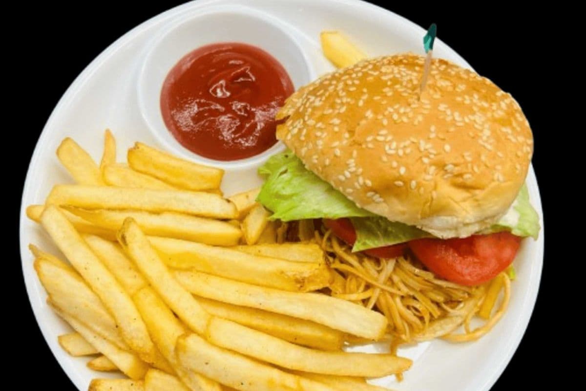 Veg Noodle Burger