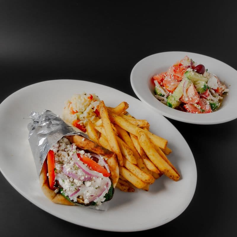 Veggie Pita Plate / Veggie Pita Plate