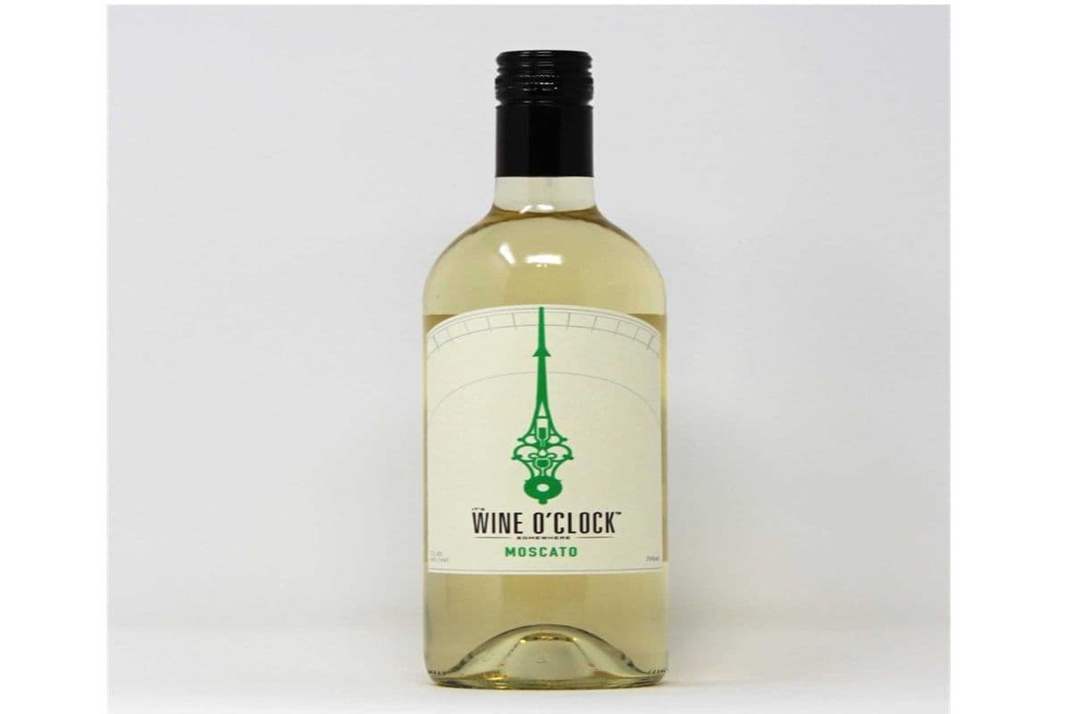 WINE O CLOCK MOSCATO 750 ML (1 x 750ML)