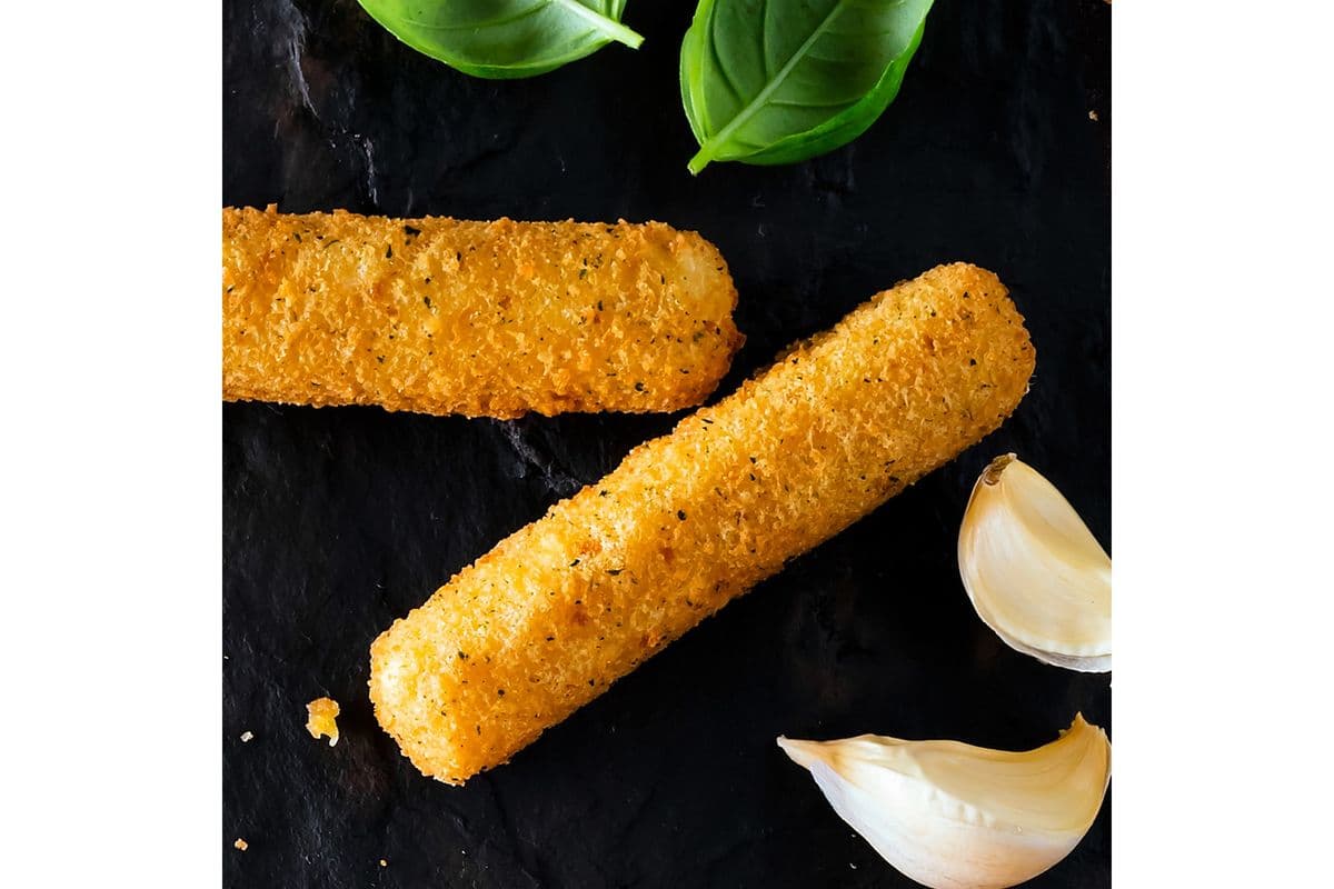 Mozzarella sticks 7pcs