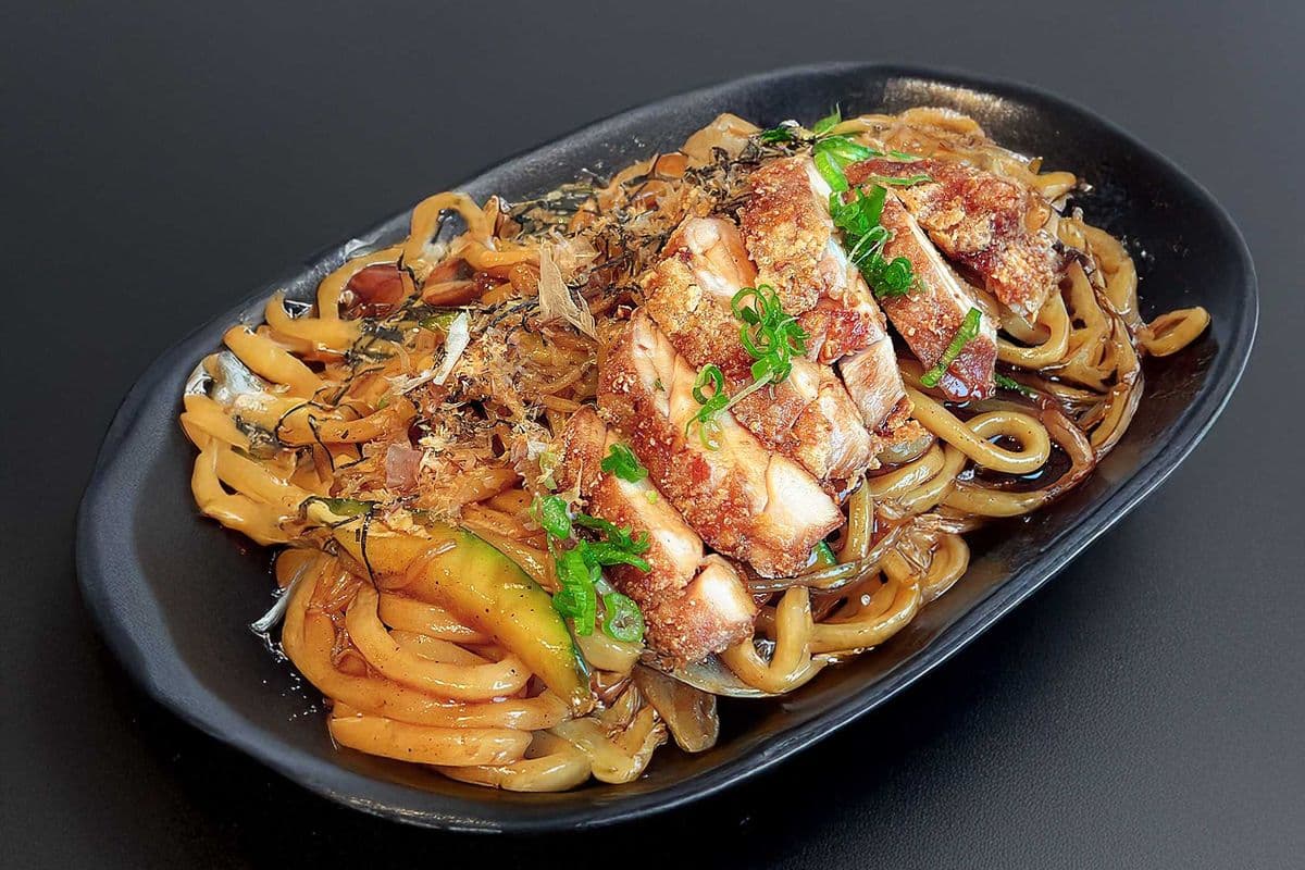 Chicken Yakiudon
