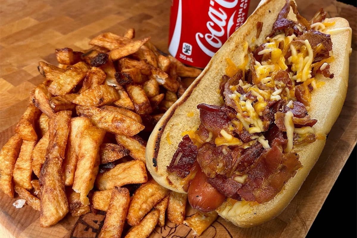 Combo#10 - Jumbo Whistle Dog, Fries & Canned Drink