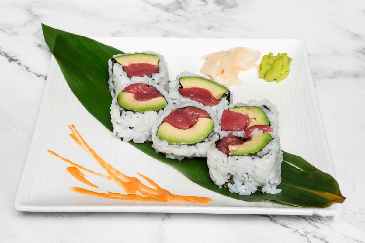 Um8 Tuna Avocado Maki金枪鱼牛油果卷