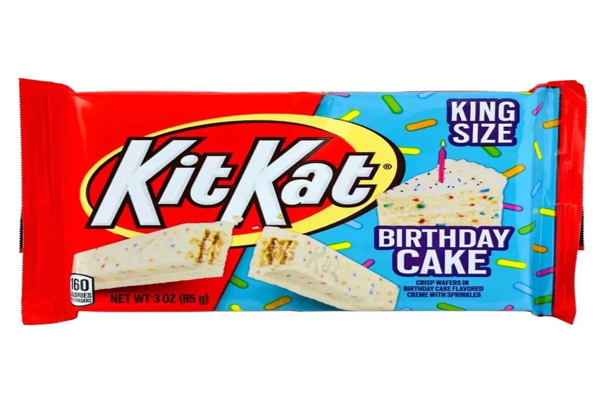 Kit Kat Birthday Cake King Size (85g) (440 Cal)