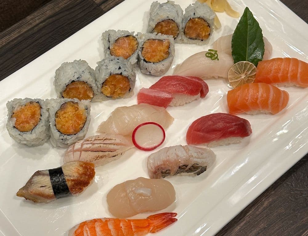 (omakase selection) Sushi Dinner
