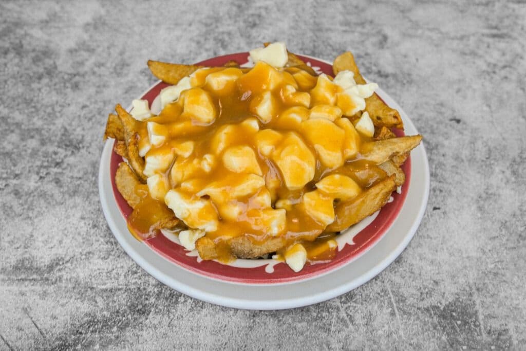 Poutine régulière / Regular Poutine