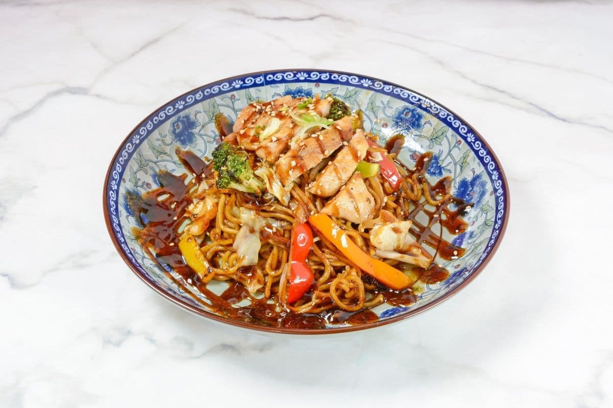 Chicken Yakisoba